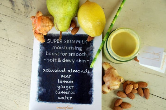 Turmeric & Almond Milk Drink