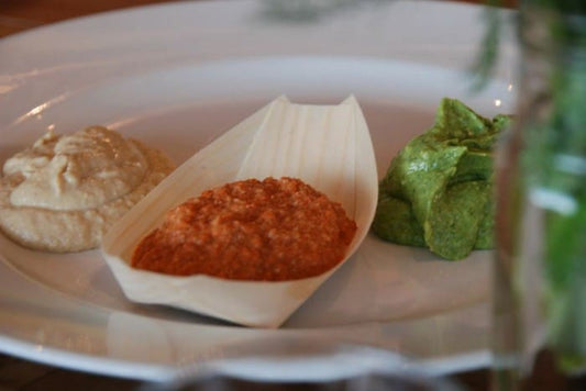 Capsicum & Cashew Dip | for beautiful hair, skin & nails