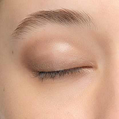 Lük Beautifood Luminous Eye Crayon in Mushroom — Mushroom swept across the eyelid as a soft taupe eyeshadow